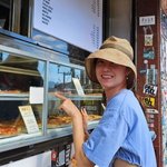 떠날 예정’ 공효진 밝은 얼굴 포착, <b>옆구리</b> 뻥 뚫린 패션도 러블리