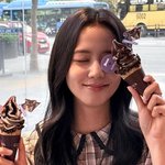 [어케생각해] 지수, 아이스크림 들고 상큼‥블핑 컴백 앞두고 더...