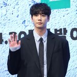 [단독]'대세' 이준영, 임슬옹 뮤비 남주...8년만 컴백 지원사격