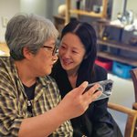 고현정, '사마귀' 변영주 감독과 투샷…<b>민낯</b>으로도 빛이 나네