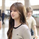 <b>설윤</b> 앞머리 자른거 ㅈㄴ 예쁘다