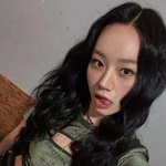 혜리, 예쁘고 귀엽고 혼자 다하네…한줌 개미허리 노출까지