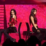 아이린&amp;슬기 콘서트 등장 "눈물날 뻔…힘이 났다" [<b>ST</b>현장]