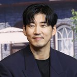 [단독]윤계상, 유재석과 2년 반 만에 재회..'틈만 나면,' 녹화...