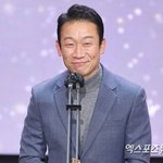 늦깎이 새신랑 됐다…상대는 '5살 연하' 음악감독 (<b>동상</b>이몽2)