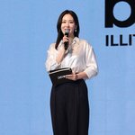 [포토S] 신아영 아나운서, 우아한 <b>정장룩</b>