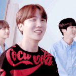 방탄 x coca cola 메이킹 필름 <b>gif</b> 제이홉