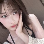 '10kg 감량' 율희, 어딜 봐서 <b>삼둥이</b>맘…걸그룹 시절 보다 더...