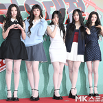 “다섯 아이의 <b>외침</b>, 닿지 않았다”…뉴진스, 독자행보 끝내 ‘법의...