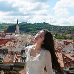 ‘결별설 침묵’ 성해은 <b>뒷북</b> 프라하 사진 공개, 낭만 가득 ‘명화’...