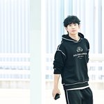 [현장포토] "비주얼이 영화다"…정해인, 여심 <b>스틸러</b>