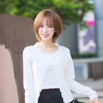 ‘사랑스러운 도토리 소녀’ (웬디의 영스트리트 출근길) [<b>HD</b>포토]