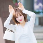 웬디, ‘완토끼 귀엽다’ (웬디의 영스트리트 출근길) [<b>HD</b>포토]