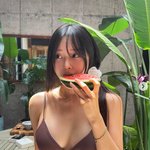 이솔이, 박성광 놀랄 비키니 자태..여리여리한 몸매