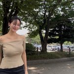 한그루, 오프숄더 입고 예쁜 어깨 자랑..<b>S라인</b> 몸매 시선강탈