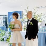 웨딩 드레스에 운동화…최여진, '<b>돌싱</b>' 김재욱 손 꼭 잡고 "잘...