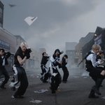 소속사가 <b>옷</b>을 너무 잘입힌다