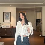 출발' 임수향, 군살 없는 <b>아찔</b>한 허리 라인... 귀여운 강아지...