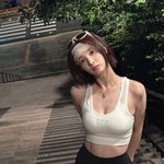 [드루와] <b>러닝</b>룩 입은 율희, 눈에 띄는 복근+글래머 몸매 [N샷]