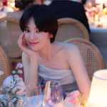 송혜교, 인어공주 강림한 밤…<b>쇼메</b> 무대서 빛난 우아美