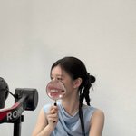 '10살 <b>연상</b>' 김선호 반하겠네...고윤정, 확대경 들이대도 '미친...