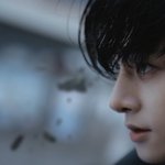 방금 <b>뮤비</b>떴는데 ㅈㄴ 잘생김