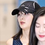레드벨벳 슬기 ‘예쁜 어깨 라인 뽐내며’[포토엔<b>HD</b>]