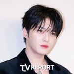 '<b>부케</b> 받은' 김재중 "6개월 안에 못 가면 6년 솔로" [RE:스타]