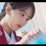 '견우와 선녀' 조이현, 여고생 무당으로 <b>굿판</b> 벌여 '강렬 첫 등장'