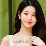 [단독] ‘장원영 비방’ 탈덕수용소, 강제집행정지 결정…“실질적...