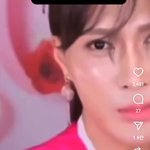 진지하게 김기수 이뻐<b>보임</b>