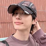 변우석, 이것이 바로 남친짤이다..길거리 데이트 느낌