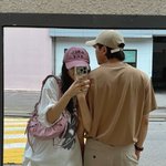 ‘암투병’ 이솔이, 박성광과 데이트 중 스킨십..<b>듬직</b>한 남편 뒤태