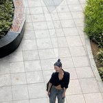 “햇살 속 눈을 감았다”…류다인, 여름 <b>저녁</b>→자유로운 <b>오후</b> 산책