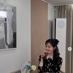 [댓글부탁해] '남편 보석 석방' 성유리, 커피 들고 미소…여전한...