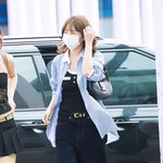  ‘염색머리 공개 부끄부끄 슬갸’ (인천공항 출국) [<b>HD</b>포토]