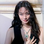 ‘10년 열애 김우빈’ 놀랄 만한 신민아, 재혼황후 앞두고 강렬...