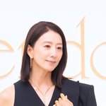 [현장포토] "시간이 멈췄다"...김희애, <b>세월</b> 역행 미모
