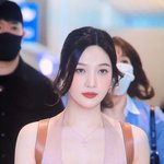 크러쉬여자친구조이박수영 오늘자 <b>출국사진</b>