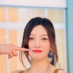 [댓글부탁해] 크러쉬신효섭<b>여친</b>조이박수영