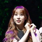 [포토] 우주소녀 유연정 '<b>프리다</b> 사랑해주세요'
