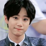 와 긍데 <b>나이</b>먹은게 더 잘생기기 쉽지않은데