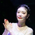 ‘학폭 종결’ 김히어라, 논란 2년만 첫 공식석상..“더 진중하고...