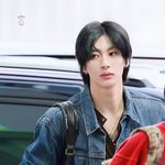 진짜 근육 싹 빼고 슬림 해져서 나타난 남돌