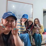 故이희철 떠난지 5개월..<b>풍자</b>→산다라박, 부모님 찾아뵙고 애도 "항상...