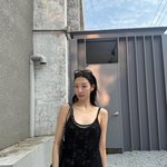 “차분한 여름 오후”…류다인, <b>검정</b> 니트 룩→시선 압도