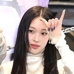  집안 눈치 외면한 채 <b>타조</b> 개인기…"테디는 뭐라고 할 듯"...