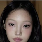 [댓글부탁해] 화잘<b>알들</b>아 이런 화장 어떻게하냐