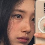 수지, <b>N</b>번째 미모 전성기‥더 확대해 보고 싶은 미모