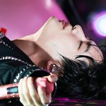 권력이 느껴지는 남돌 <b>솔콘</b> VIP 기프트